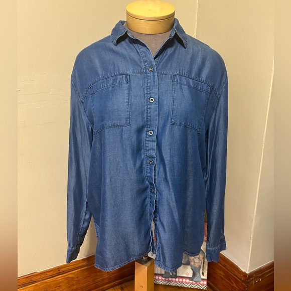 JANE & DELANCEY Women's Blue Soft Lyocell Chambray Button Down Shirt M - Picture 1 of 9